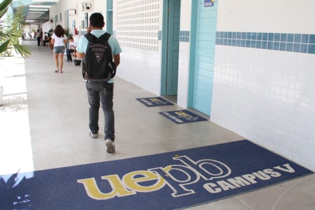 uepb-campus-v.-pag.pagina-3-cad.caderno-1-francisco-franca-219488