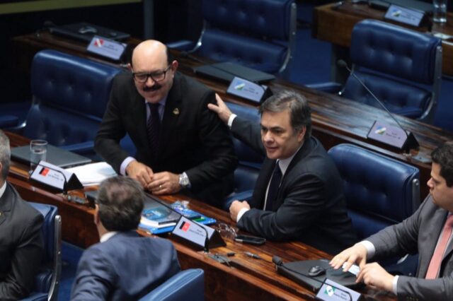 Cassio-com-Deca