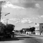 Centro de Patos nos anos 50 Correios Prefeitura Grupo Escolar Rio Branco e prolongamento da Rua Epitácio Pessoa.