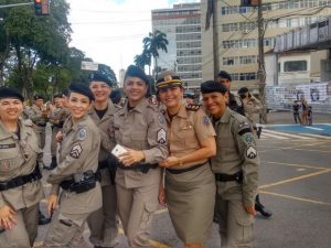 policia militar mulheres seguranca