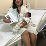 O bebê de Josélia Guedes de Souza que nasceu no último dia 10 já tem seus documentos