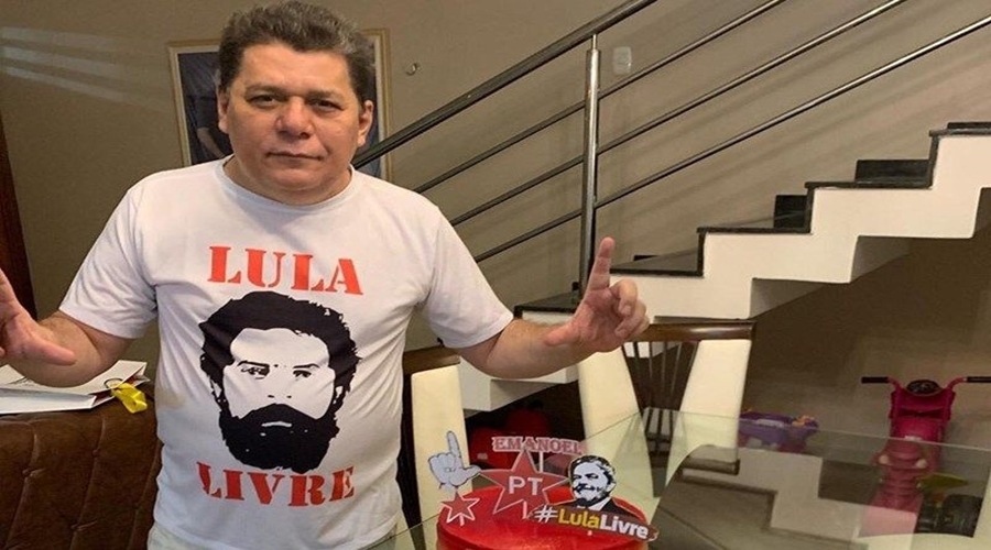 Empresário de Itaporanga comemora seu aniversário com tema de Lula Livre
