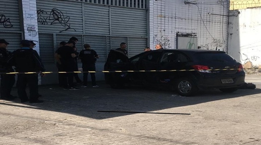 Pai mata filha de dois anos, atira contra ex-mulher e se mata em Fortaleza