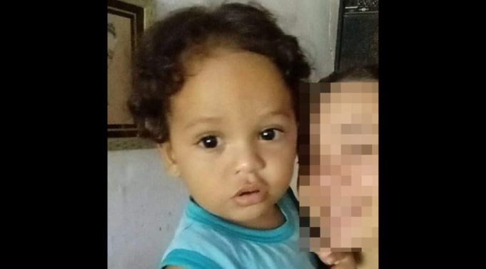 menino-morto-jaqueira-900x500