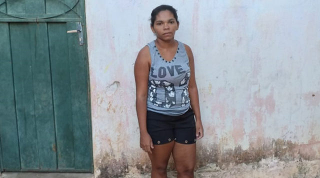 Jovem Aline Alexandre da Silva