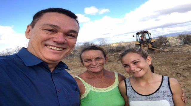 prefeito-amazan-mae-de-angelica-e-angelica
