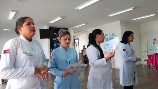 Profissionais do Complexo orientam pacientes e acompanhantes