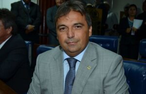 Deputado Genival Matias sofre grave acidente marítimo
