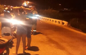 Motoqueiros evitam que jovem de 19 anos se atire de ponte, em Patos