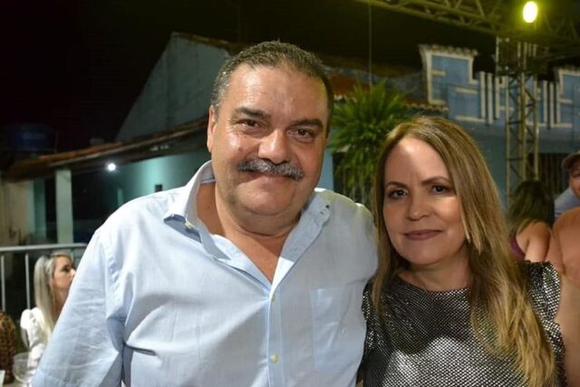 toto_ribeiro_e_esposa
