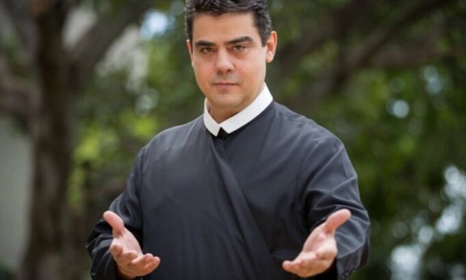 Padre Robson Pereira