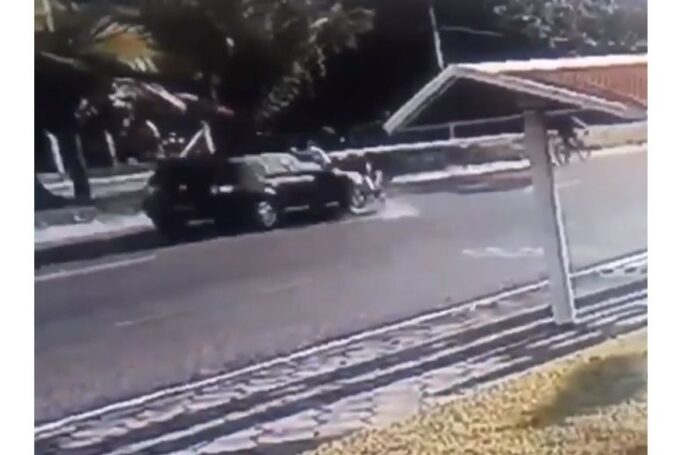 camera_flagra_atropelamento_de_ciclista_em_joao_pessoa_e_fuga_do_motorista