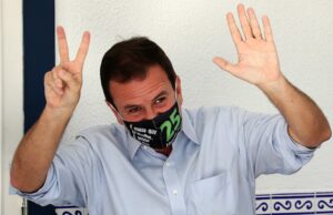 Eduardo Paes derrota Marcelo Crivella e é eleito prefeito do Rio de Janeiro