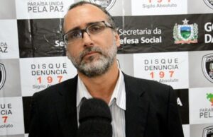 Delegado Sylvio Rabello garante que facções criminosas estão sendo monitoradas e que não haverá guerra, em Patos. Ouça