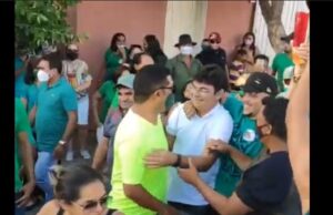 Prefeito eleito de Jericó comemora vitória em aglomeração e testa positivo para Covid-19 quatro dias depois
