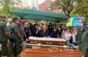 Corpo da cantora Vanusa é sepultado em São Paulo