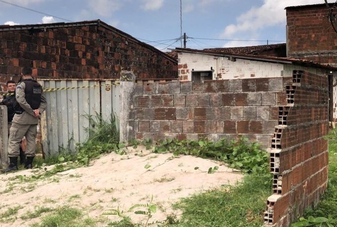 csm_mulher_morta_bayeux_6527c4713b