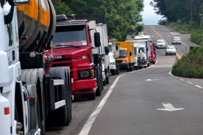 greve_dos_caminhoneiros2