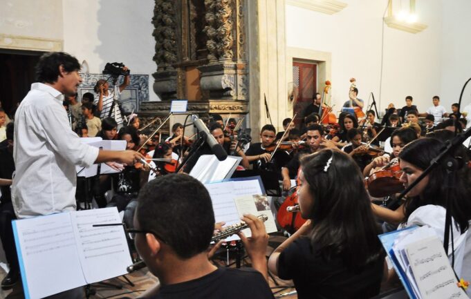 ricardo_na_apresentacao_da_ospb_jovem_prima_no_mosteiro_de_sao_francisco_foto_francisco_franca_72