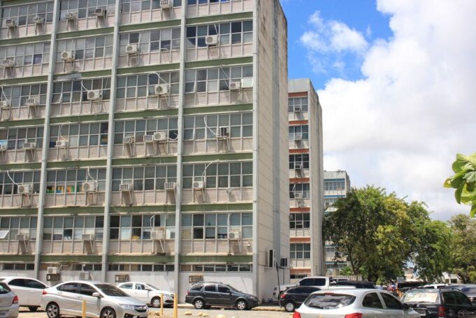 centro_administrativo_estadual_walla_santos_12