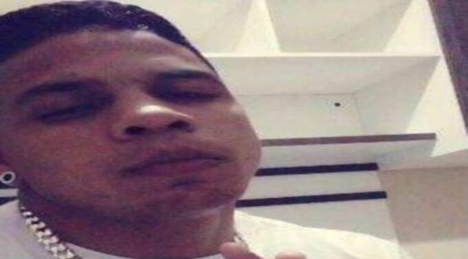 27ba30f7bec744e90098697de8d30645