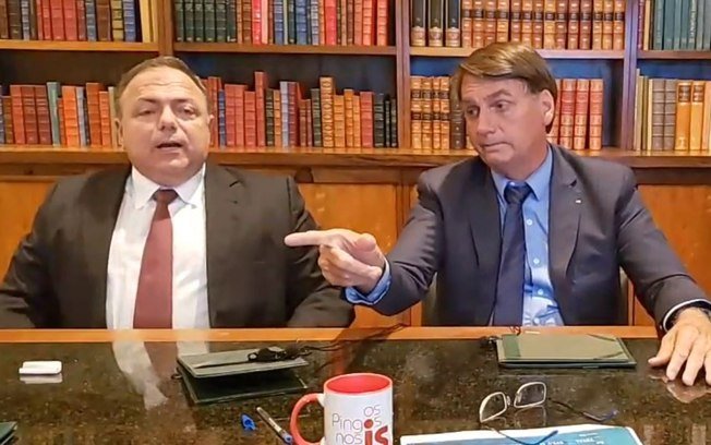 Eduardo Pazuello e Jair Bolsonaro