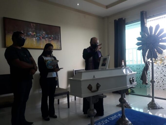 e08597be6f54b8c139ead7f15af72804