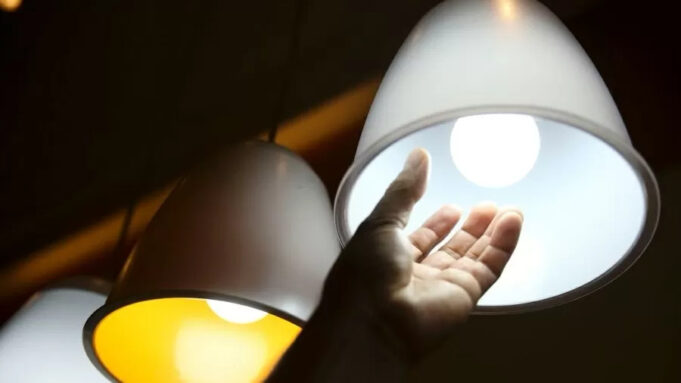 energia-eletrica-luz-lampada-1598973538194_v2_900x506.jpg