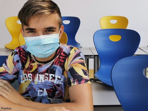 25-11-2020-retorno-aulas-pixabay-gratuita