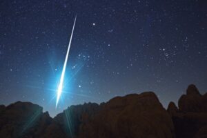 alfa-capricornideas-costuma-gerar-meteoros-explosivos-foto-wally-pacholka