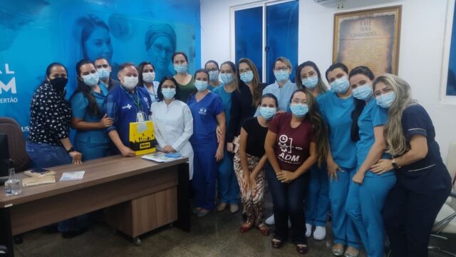 Integrantes do Núcleo do Complexo e outros profissionais da unidade que participaram da visita