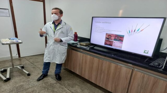 Fernando falou sobre o cateter implantável e de como ele melhora a vida do paciente oncológico-