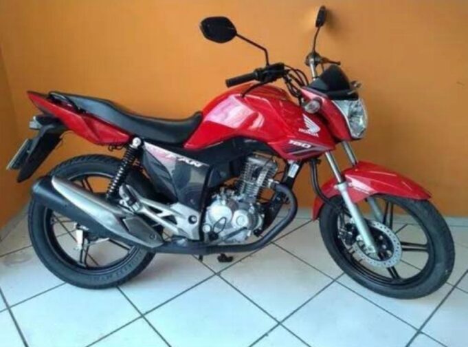 Moto-tomada-em-Patos-Patosonline.com_