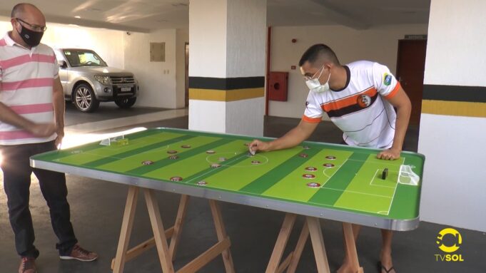 616f1140815a5_futmesa