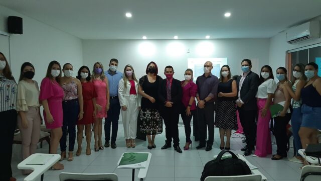 Diretores e profissionais do Hospital do Bem e participantes do Simpósio