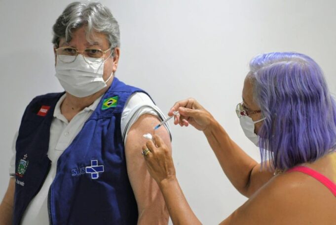 joao_azevedo_governador_vacina_covid19