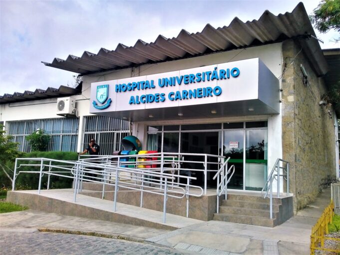 Hospital Universitário Alcides Carneiro