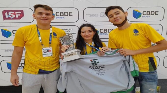 d770ac6d-45b2-4fe1-9cee-671c949f6814