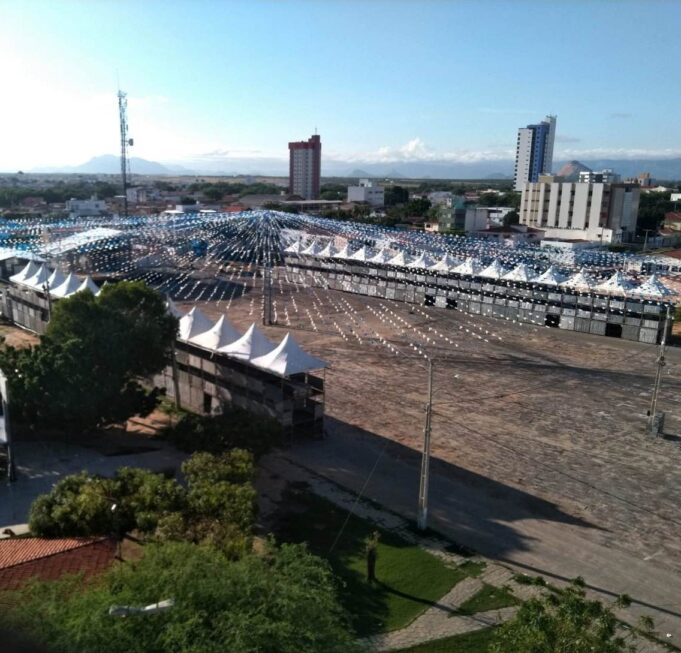 62a296e8c8416_MONTAGEM_DO_TERREIRO_DO_FORRO_2022