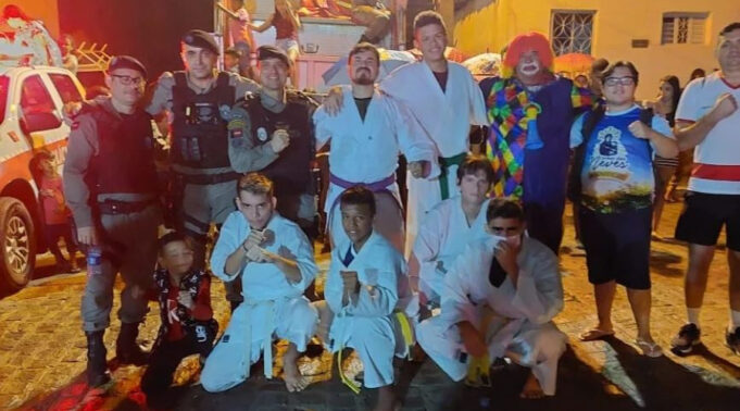 Projeto Na Praça com Segurança