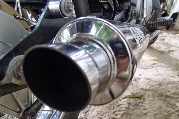1613663469-usamos-o-escapamento-aberto-para-evitar-acidentes-diz-representante-dos-motoboys-escapamento-jpg