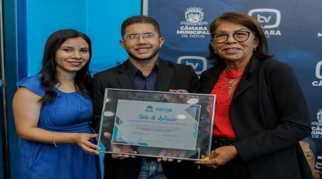 Voto-de-Aplauso-CMP