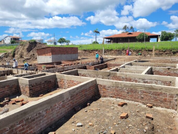 748898cb-350c-4847-8d1d-31ba21b8d79e