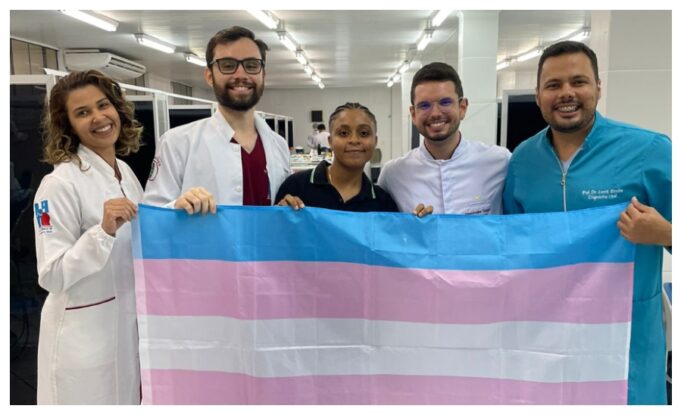 TRANSformando Sorrisos