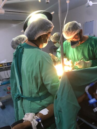 O plantao do final de semana no Hospital Regional de Patos contabilizou a realizacao de 25 cirurgias