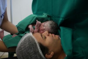 Maria Claudia durante o parto de Analu