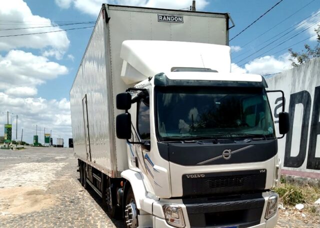 IMAGEM_CAMINHO_APREENDIDO_SOUSA_CAJAZEIRAS_1_ok