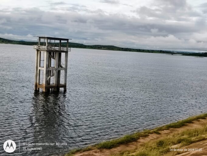 Complexo Coremas-Mãe d'Água