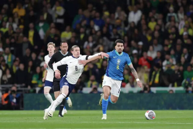 Inglaterra-x-Brasil