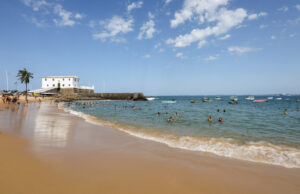 Praias paradisíacas: descubra as melhores praias de Salvador